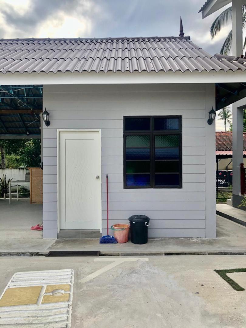Lakse Inn Homestay Kampong Pengkalan Maras Esterno foto